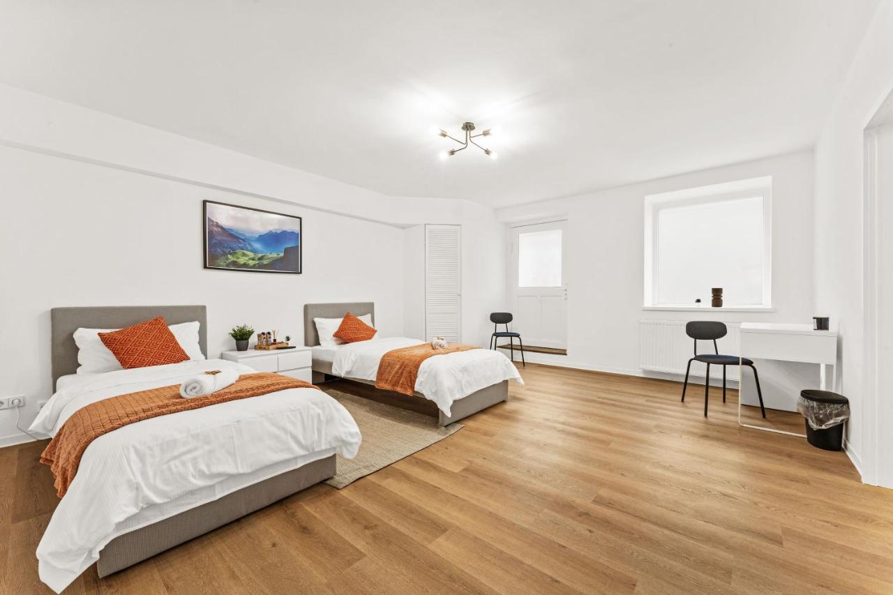 2 Zimmer Apartments, 4 Betten, Vollmoebliert,Zentrale Lage Am S-Bahnhof Berlin Ngoại thất bức ảnh